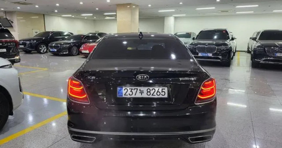 Kia K9 