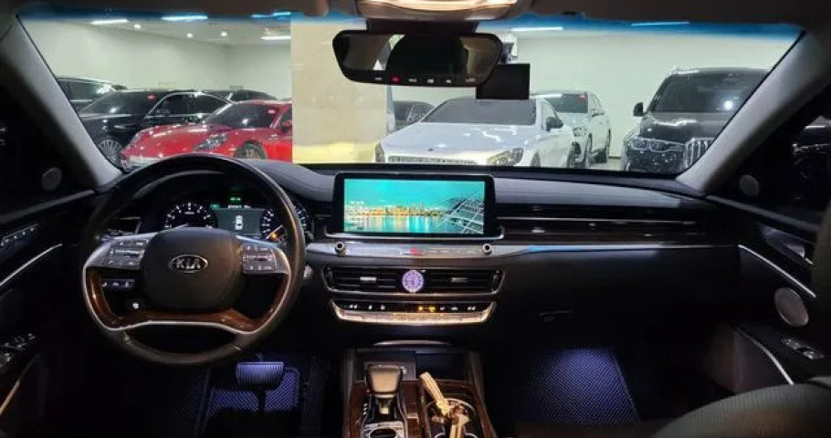 Kia K9 