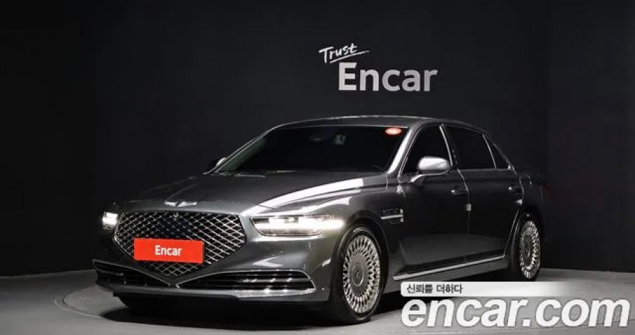 Genesis G90 