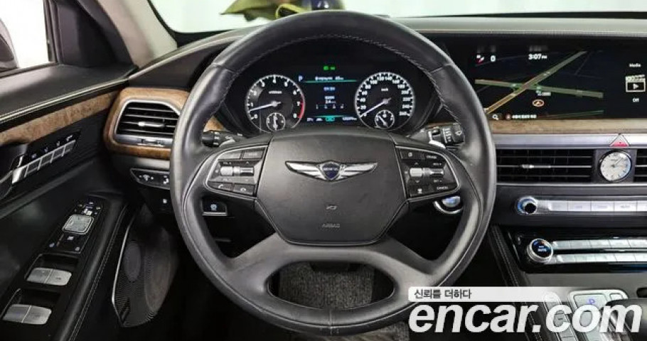 Genesis G90 