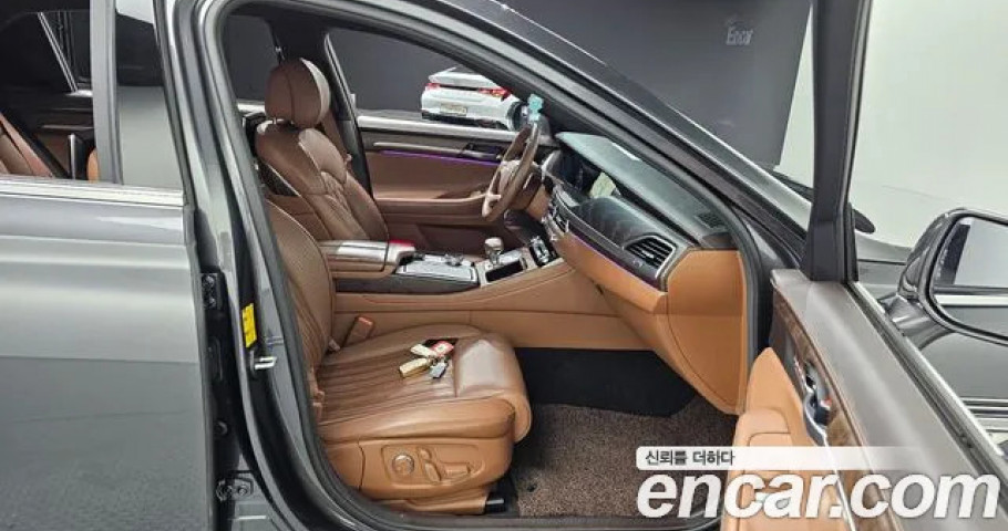 Genesis G90 