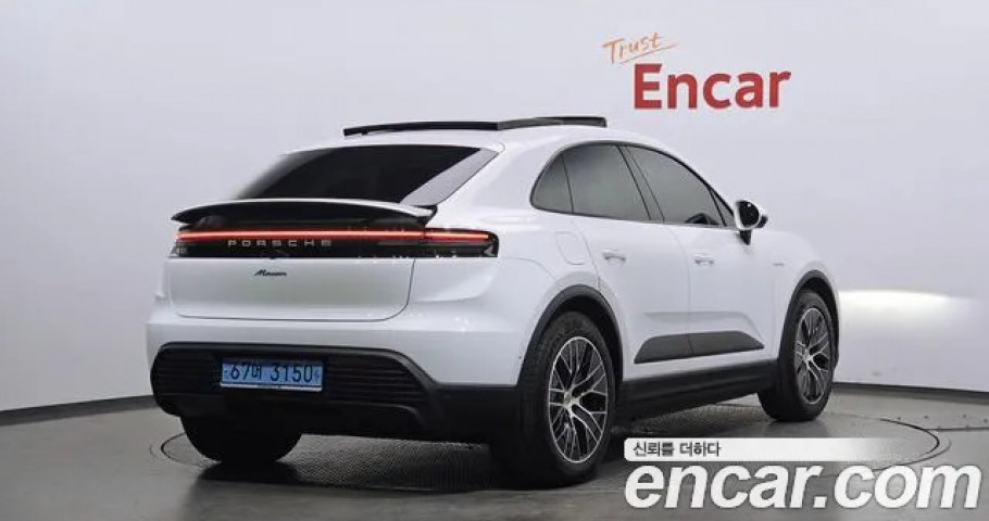 Porsche Macan 