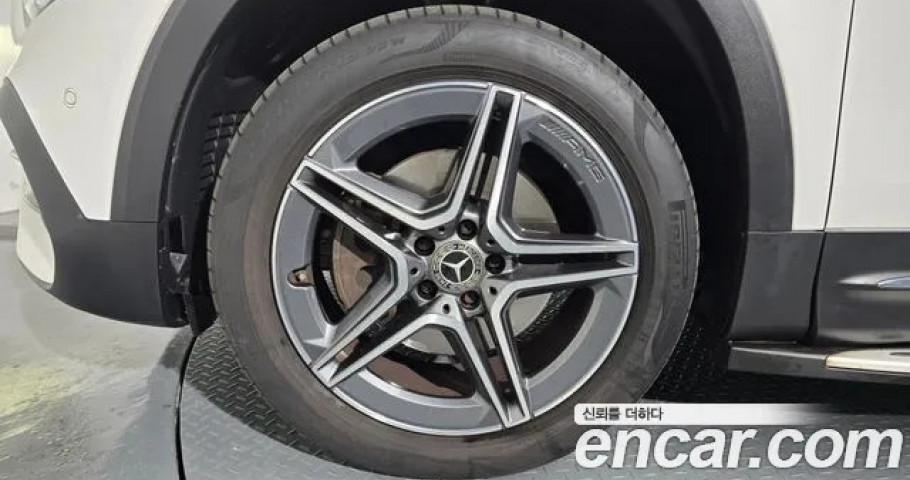 Mercedes-Benz Glb-Class 