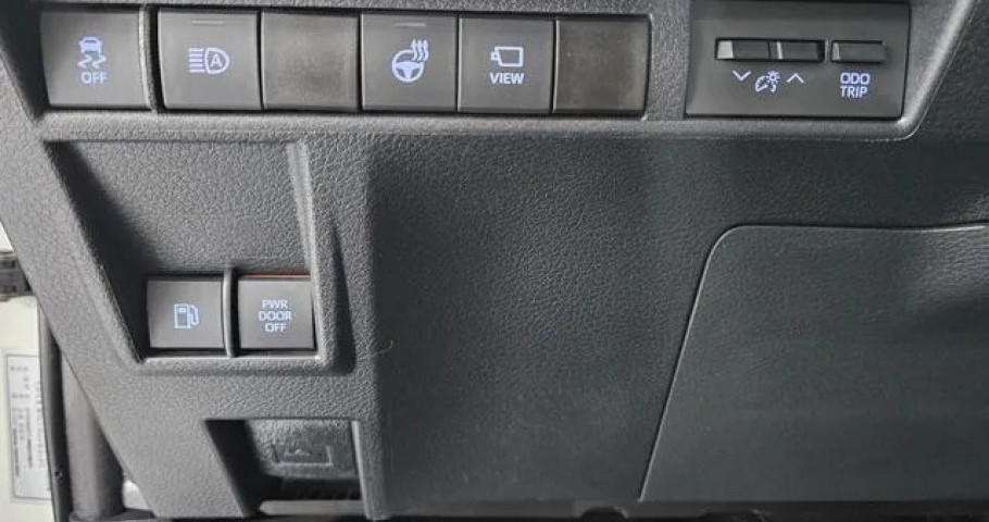 Toyota Sienna 