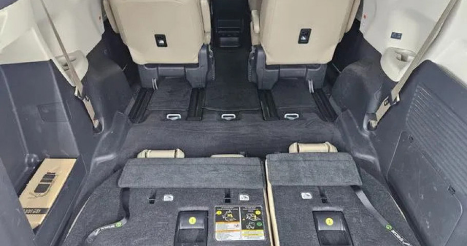 Toyota Sienna 