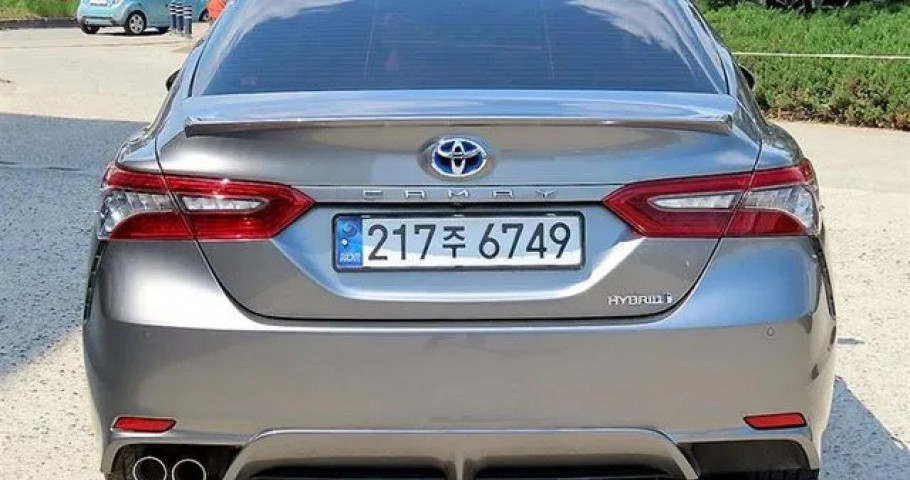Toyota Camry 