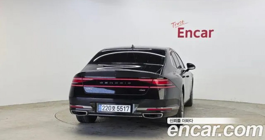 Genesis G90 