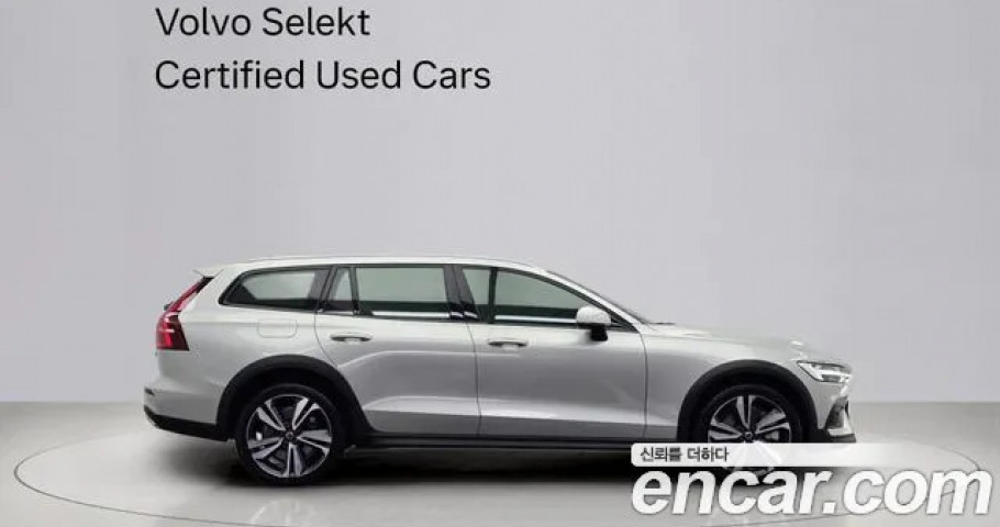 Volvo V60 