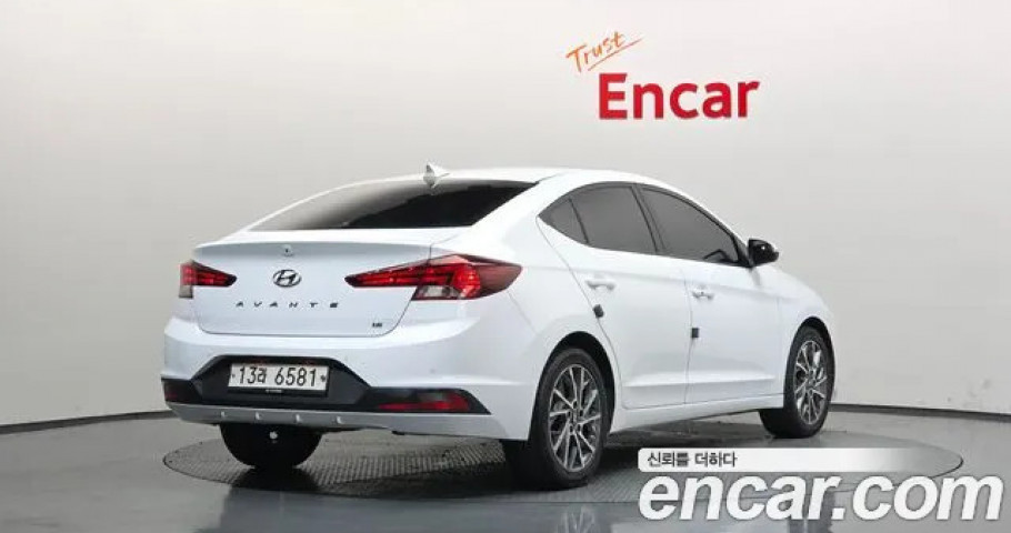 Hyundai Avante (Elantra) 
