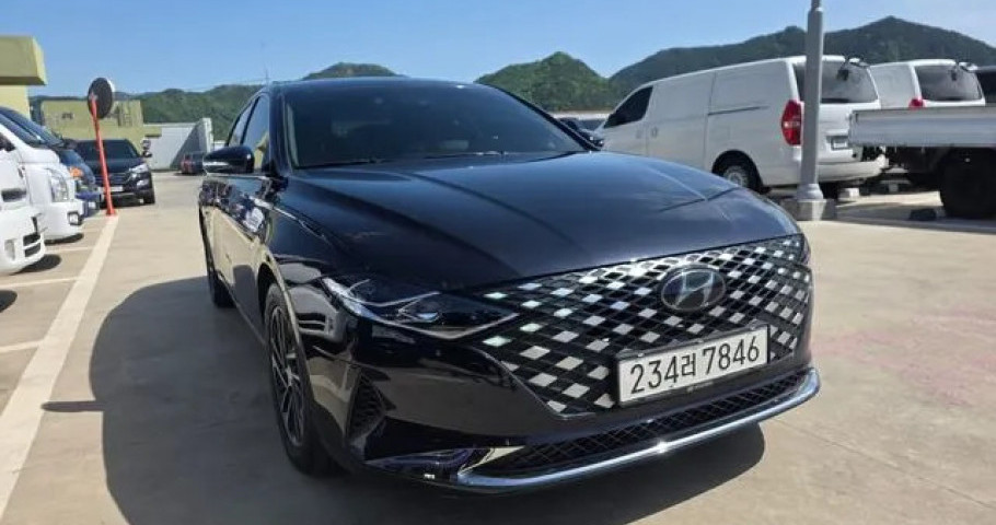 Hyundai Grandeur 