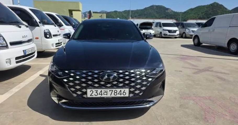 Hyundai Grandeur 