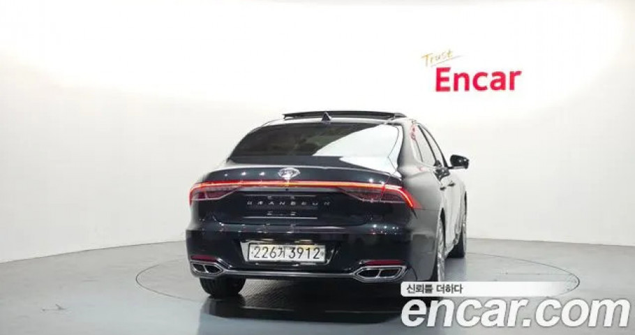 Hyundai Grandeur 