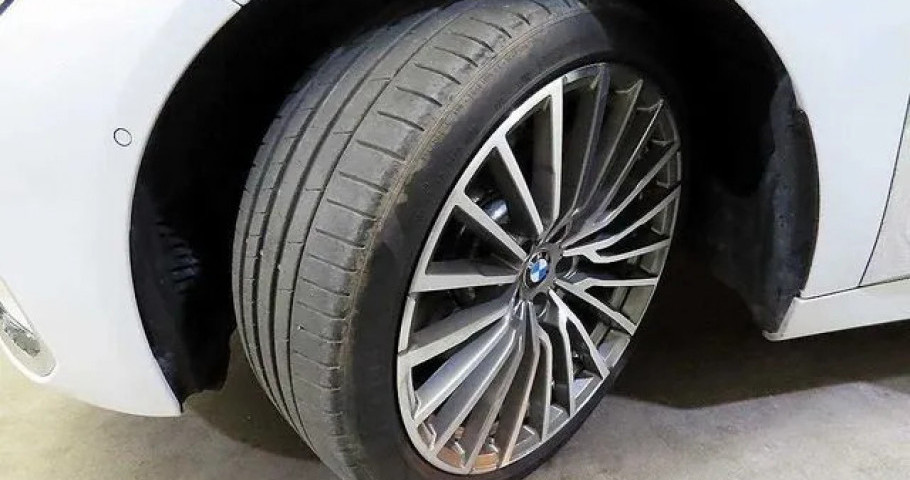 Bmw 7-Series 