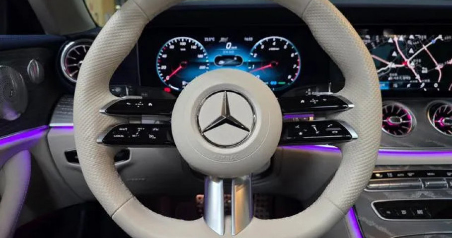 Mercedes-Benz E-Class 