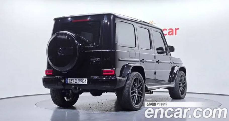Mercedes-Benz G-Class 