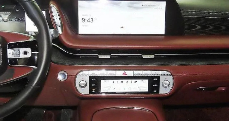 Genesis G90 