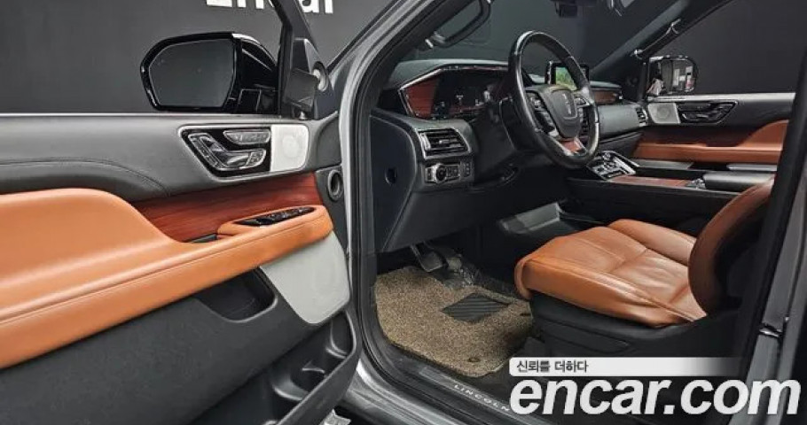 Lincoln Navigator 