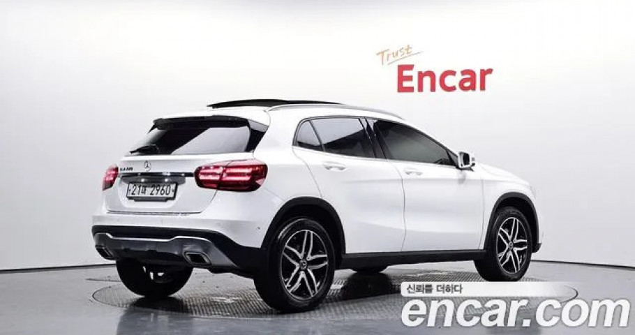 Mercedes-Benz Gla-Class 