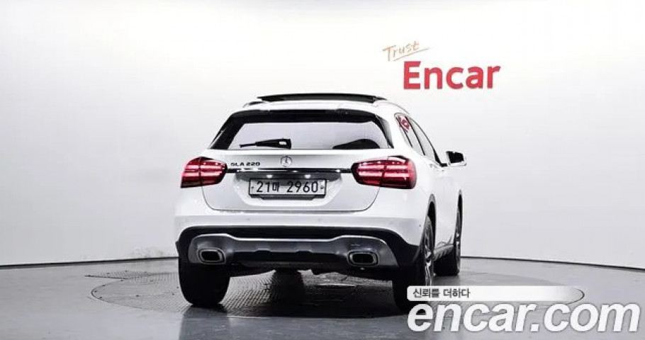 Mercedes-Benz Gla-Class 