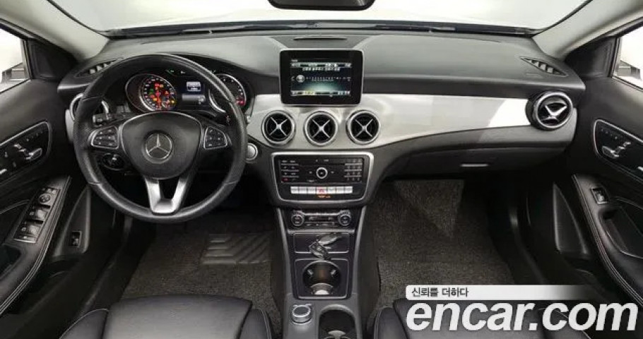 Mercedes-Benz Gla-Class 