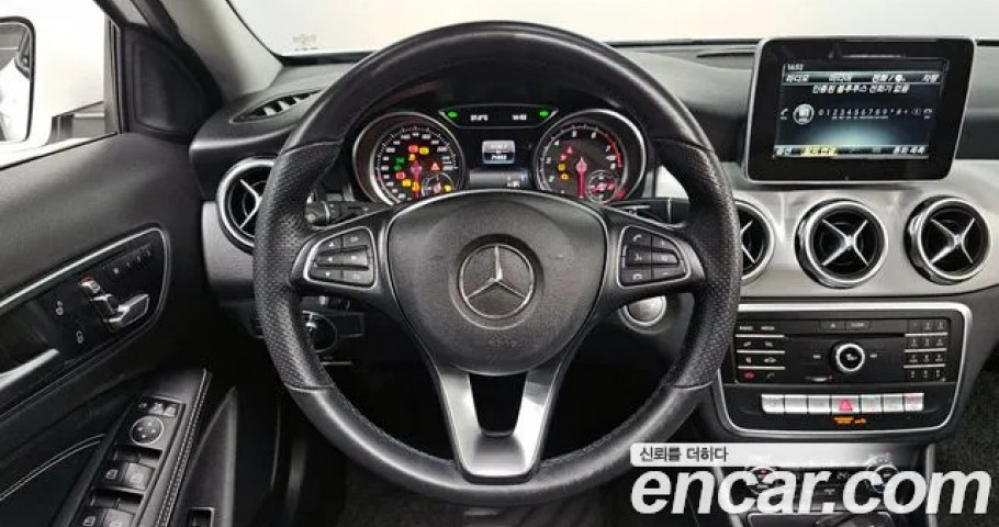 Mercedes-Benz Gla-Class 