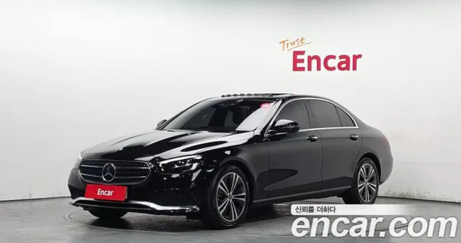 Mercedes-Benz E-Class 