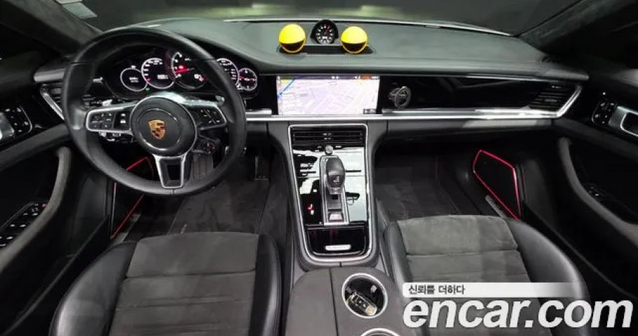 Porsche Panamera 