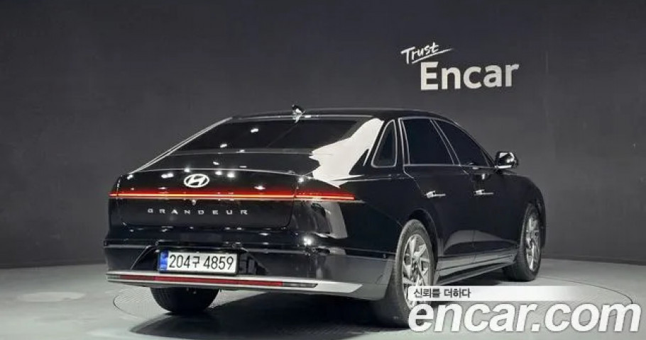 Hyundai Grandeur 