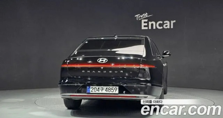 Hyundai Grandeur 
