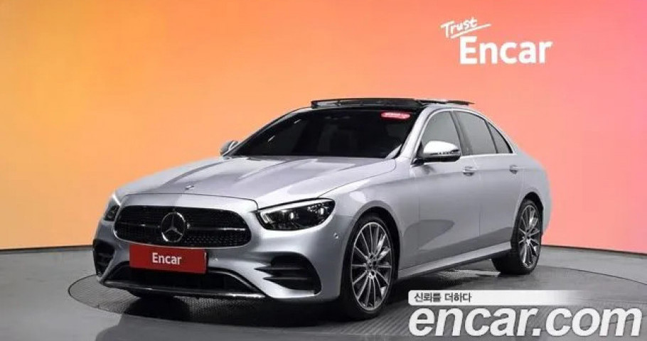 Mercedes-Benz E-Class 