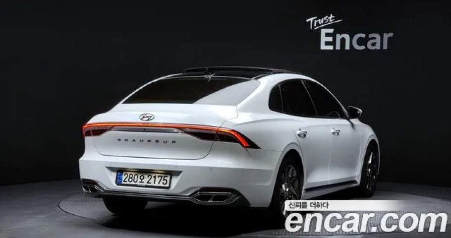 Hyundai Grandeur 