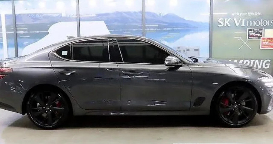 Genesis G70 