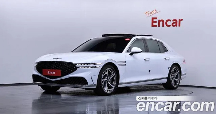Genesis G90 
