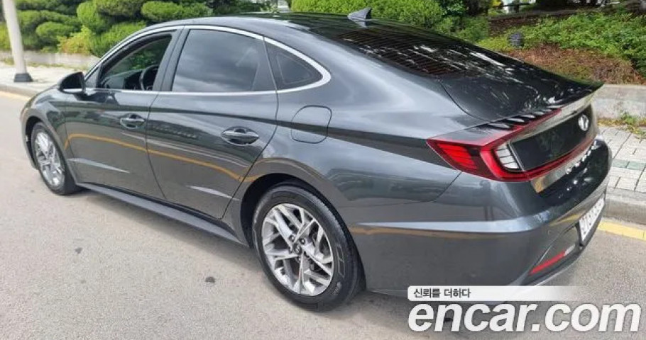 Hyundai Sonata 
