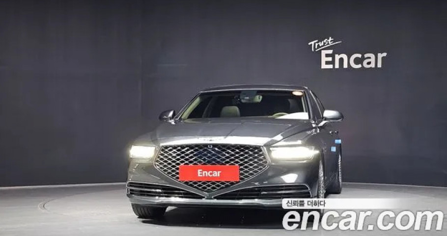Genesis G90 