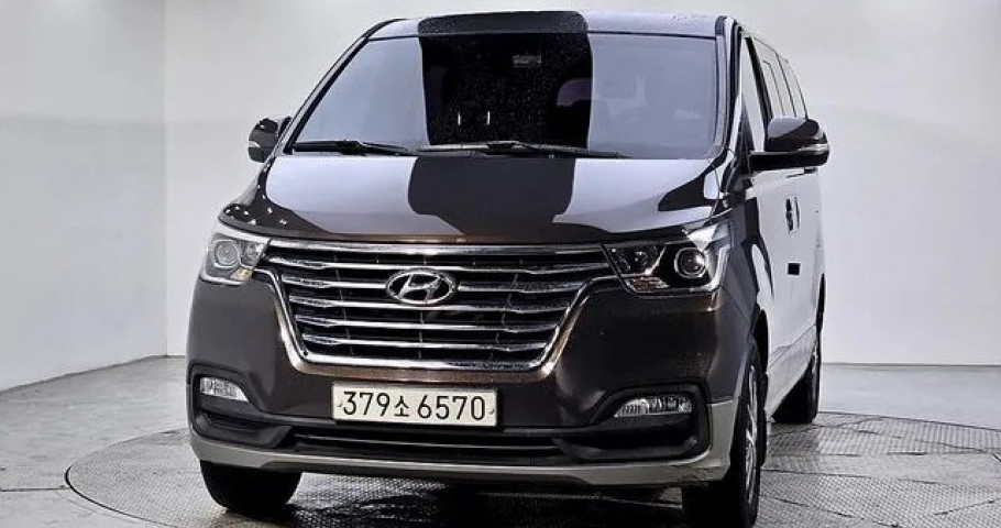 Hyundai Starex 