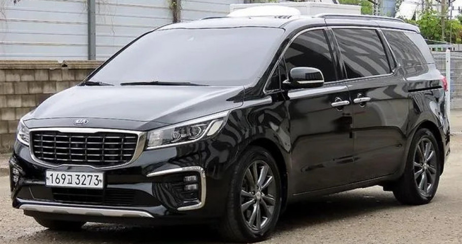 Kia Carnival 