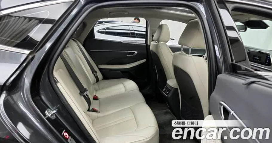 Hyundai Sonata 