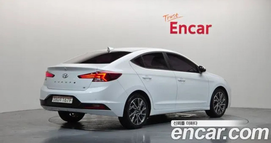 Hyundai Avante (Elantra) 
