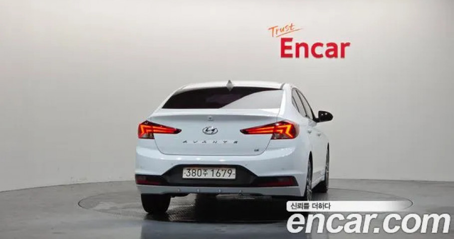 Hyundai Avante (Elantra) 