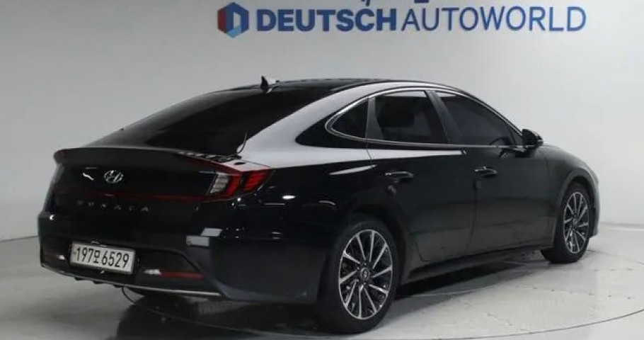 Hyundai Sonata 