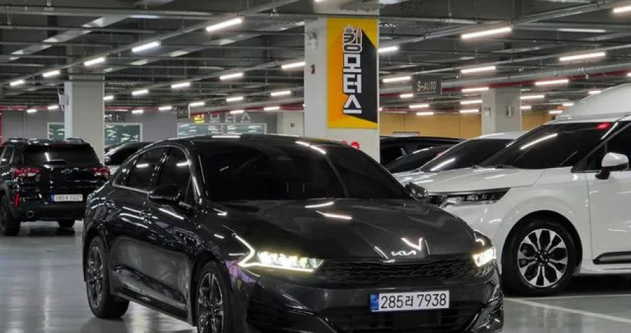 Kia K5 
