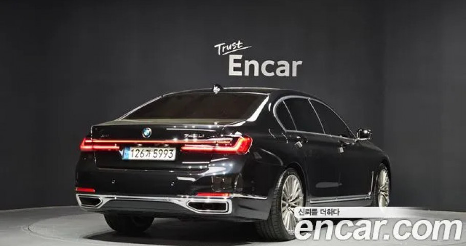 Bmw 7-Series 