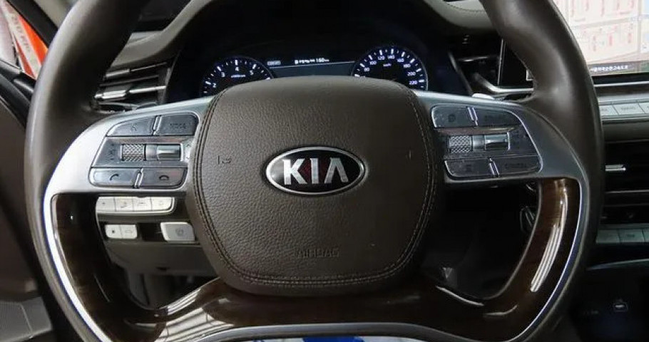 Kia K9 
