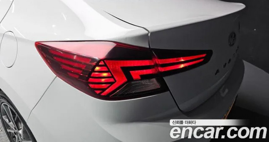 Hyundai Avante (Elantra) 