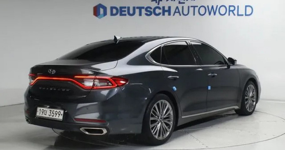 Hyundai Grandeur 