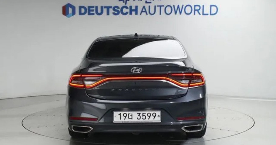Hyundai Grandeur 