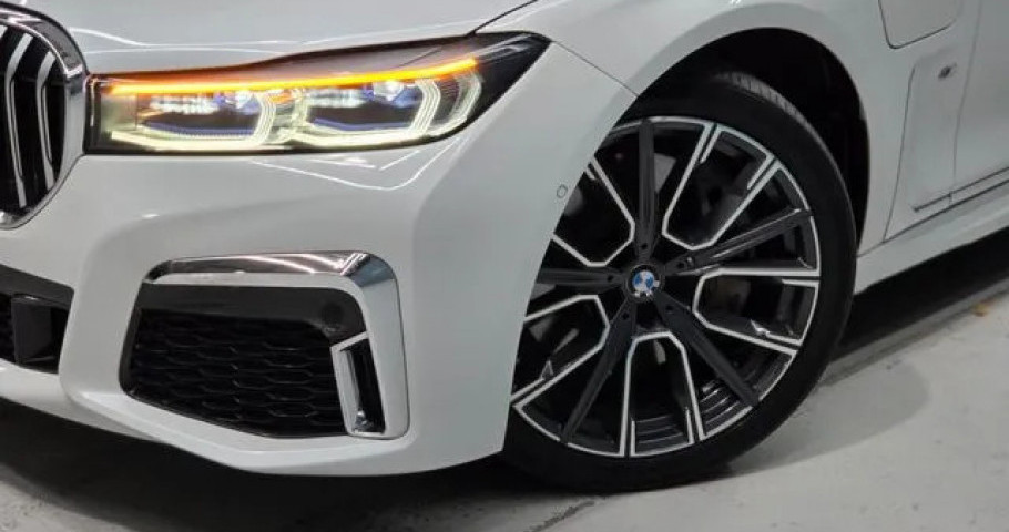 Bmw 7-Series 