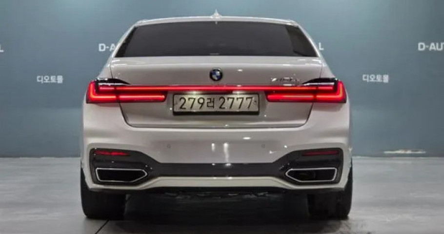 Bmw 7-Series 