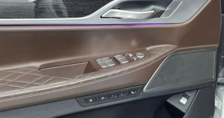 Bmw 7-Series 